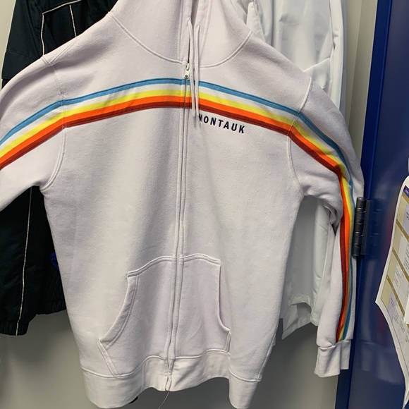 Montauk Kai Kai white hoodie sweatshirt - Picture 2 of 6